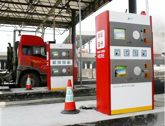 自助发卡机器人-TCR8在广州高速收费站应用案例！